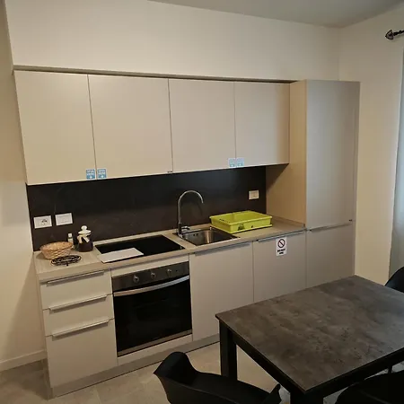 Miriam Apartment